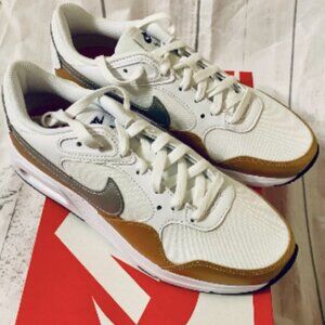 Nike Air Max SC White Metallic Gold, Women's - Size 9